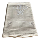 Sheet 2 people with embroidered butterfly headband
