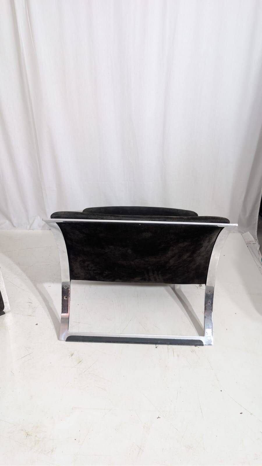 Pair of Lounge Chairs by Vittorio Introini for Saporiti, 1960s