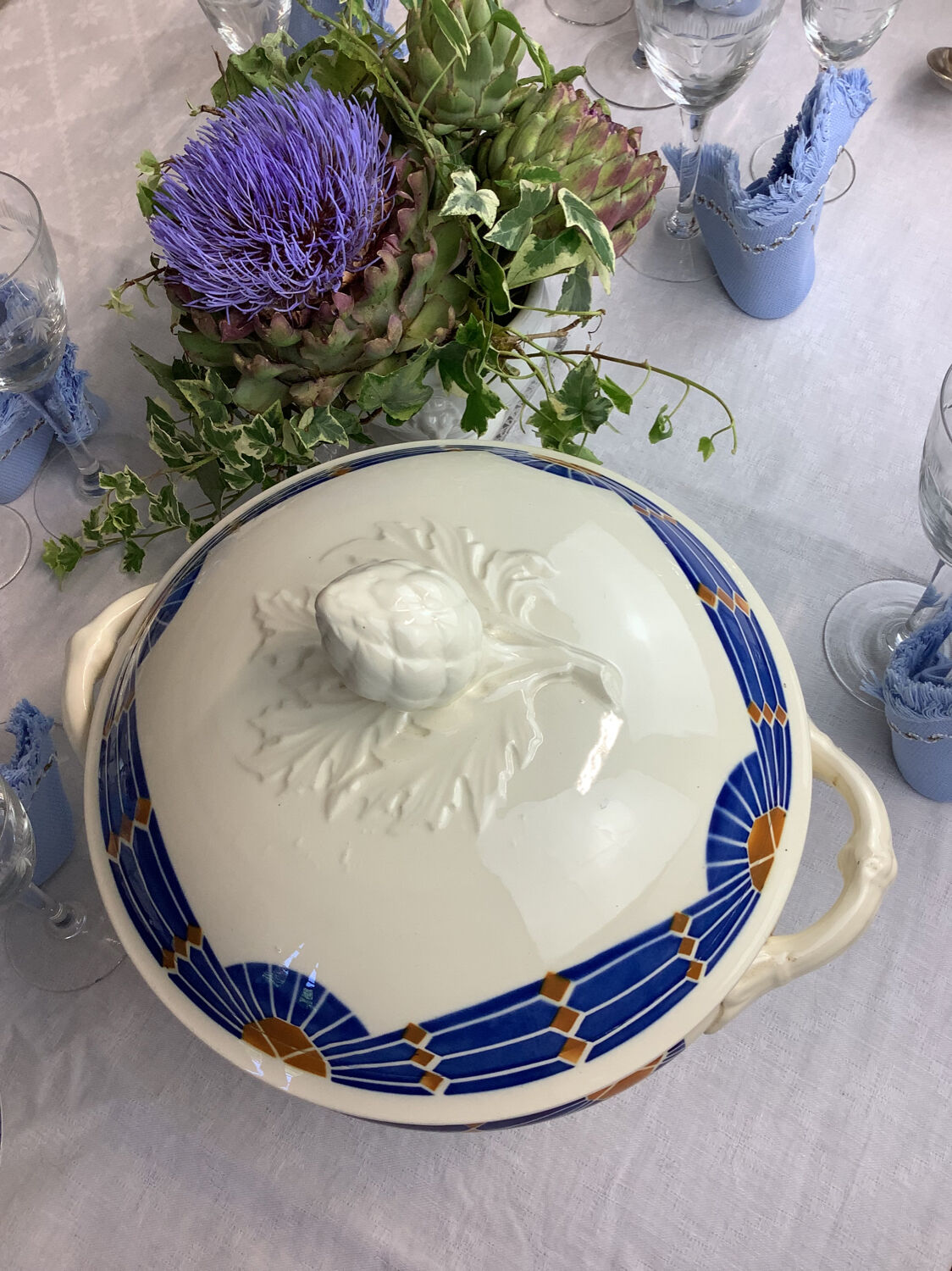 Old tureen made in France Badonviller