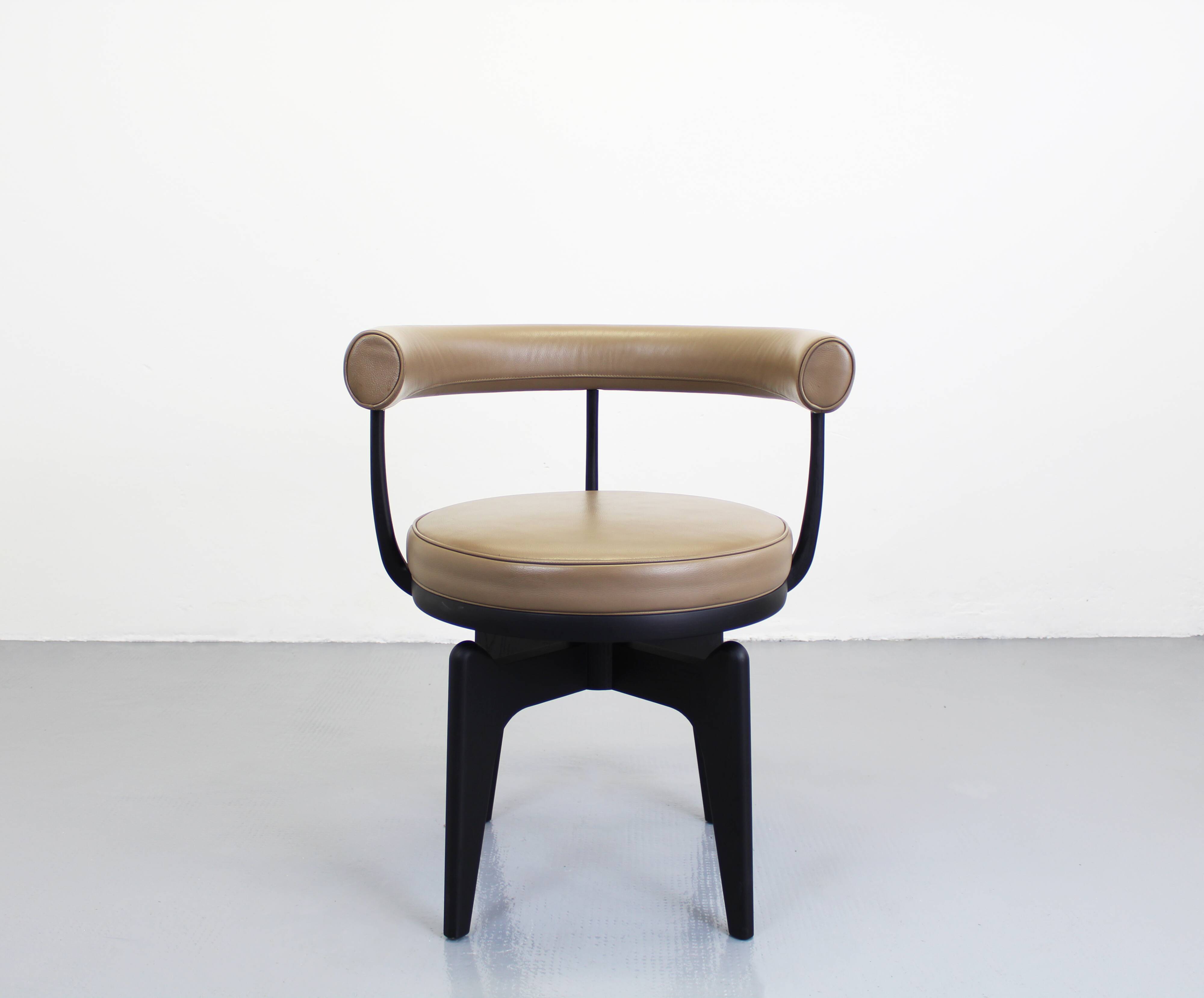 Indochine Armchair Le Corbusier Cassina Charlotte Perriand