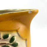 Yellow pitcher slurry decoration doe poet laval