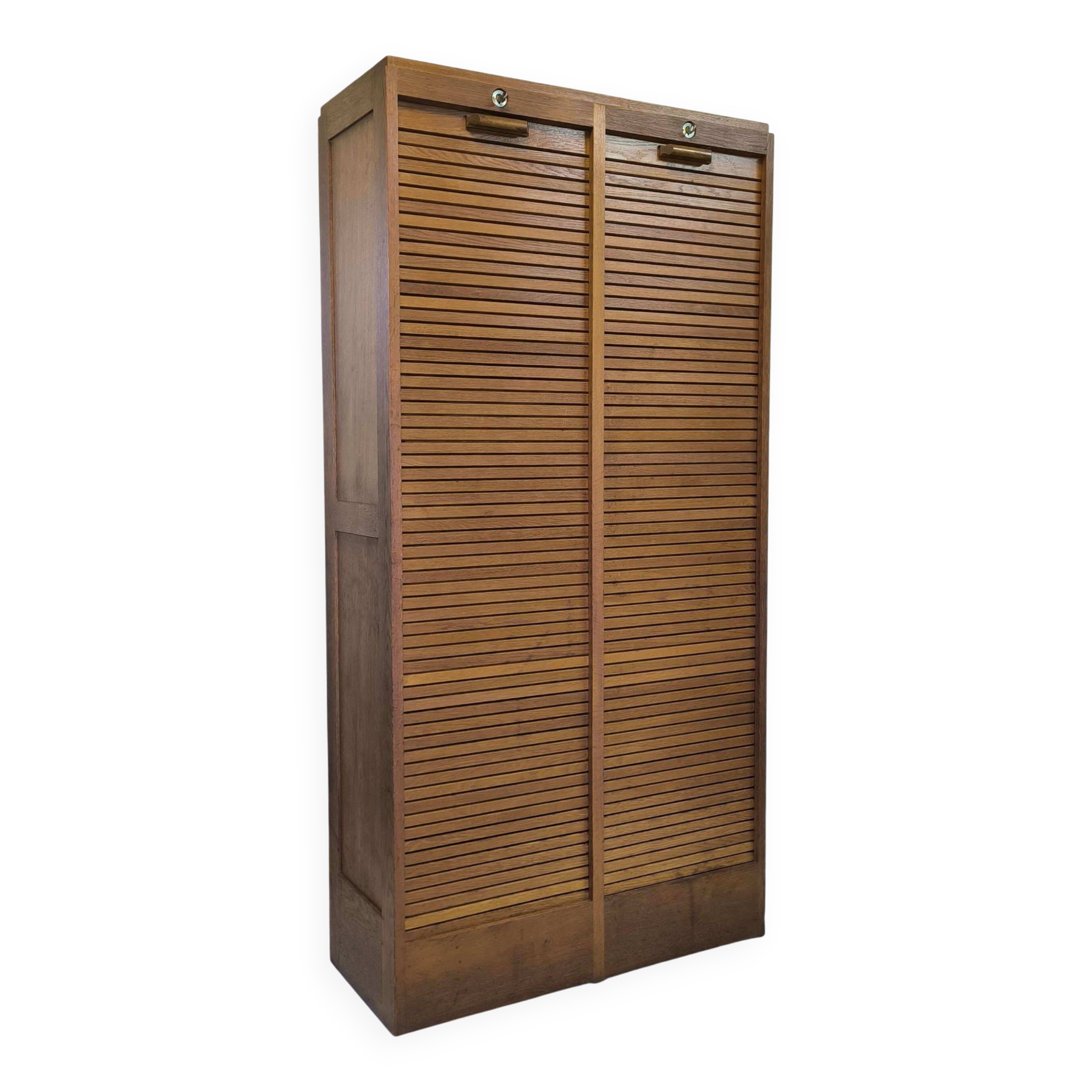 Vintage double curtain grand binder