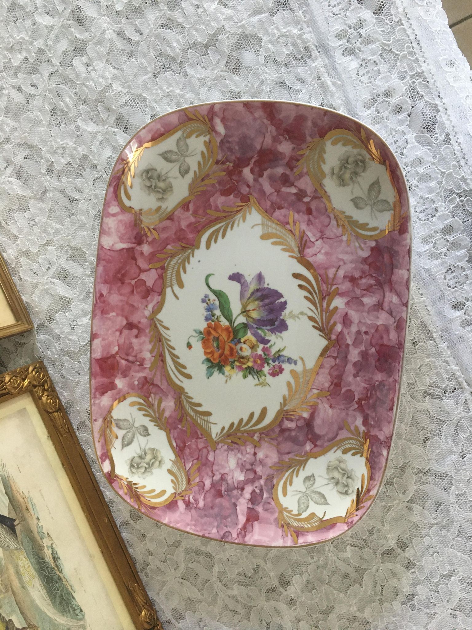 Plat ancien en porcelaine de Copenhague