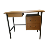 Bureau minimaliste années 60 70