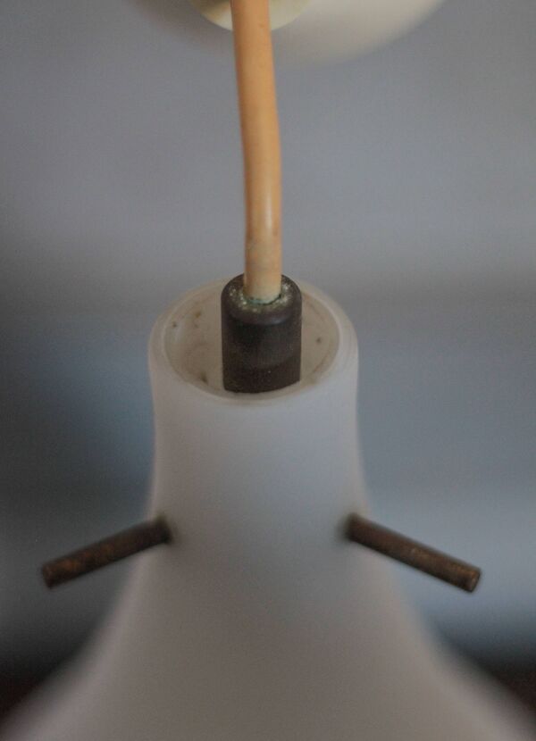 Suspension vintage, suspension goutte d'eau opaline blanche, Lustre opaline