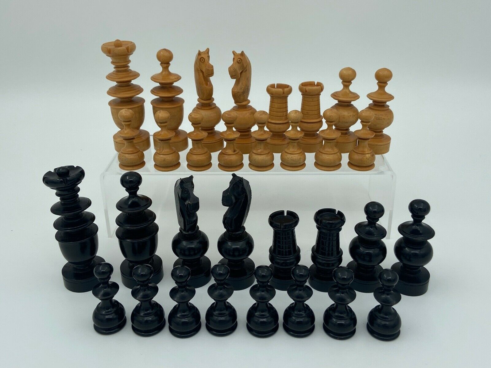 Wooden chess set turns 1920 32 pieces box