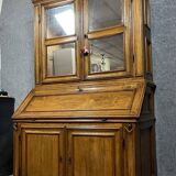 Italy 17th century: Lombard cabinet with three bodies in solid walnut circa 1680