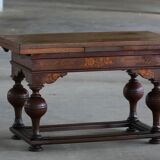 Extendable oak table with marquetry, Baroque, Danish cabinetmaker, 19th century.