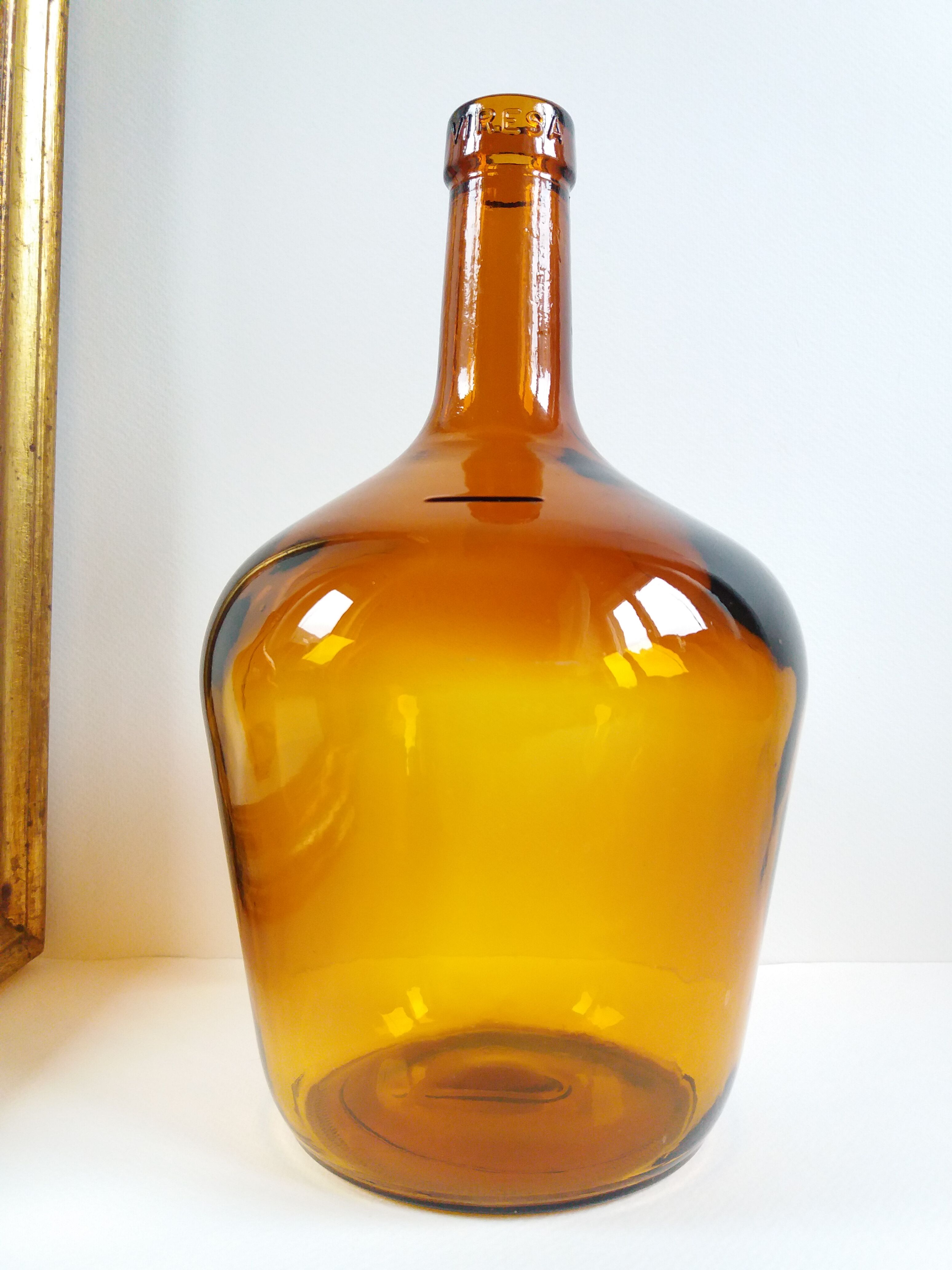 Amber demijohn