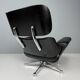 Chaise longue Eames entièrement noire par Herman Miller, années 1970.