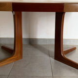 Table scandinave ronde Baumann vintage à pied central étoile extensible