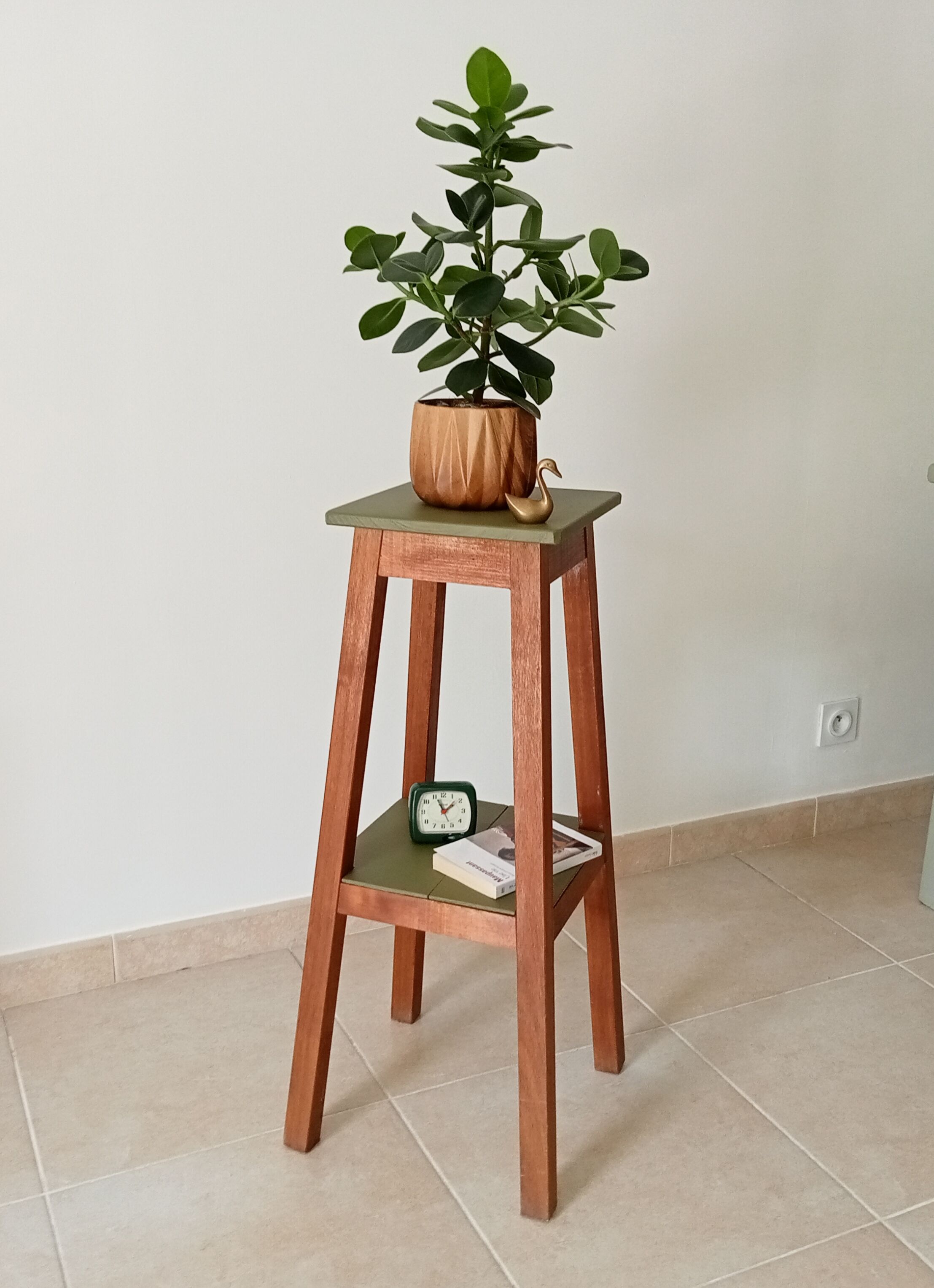 Vintage solid wood high stool