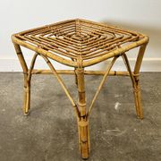Table basse carrée vintage en bambou italien, années 1960.