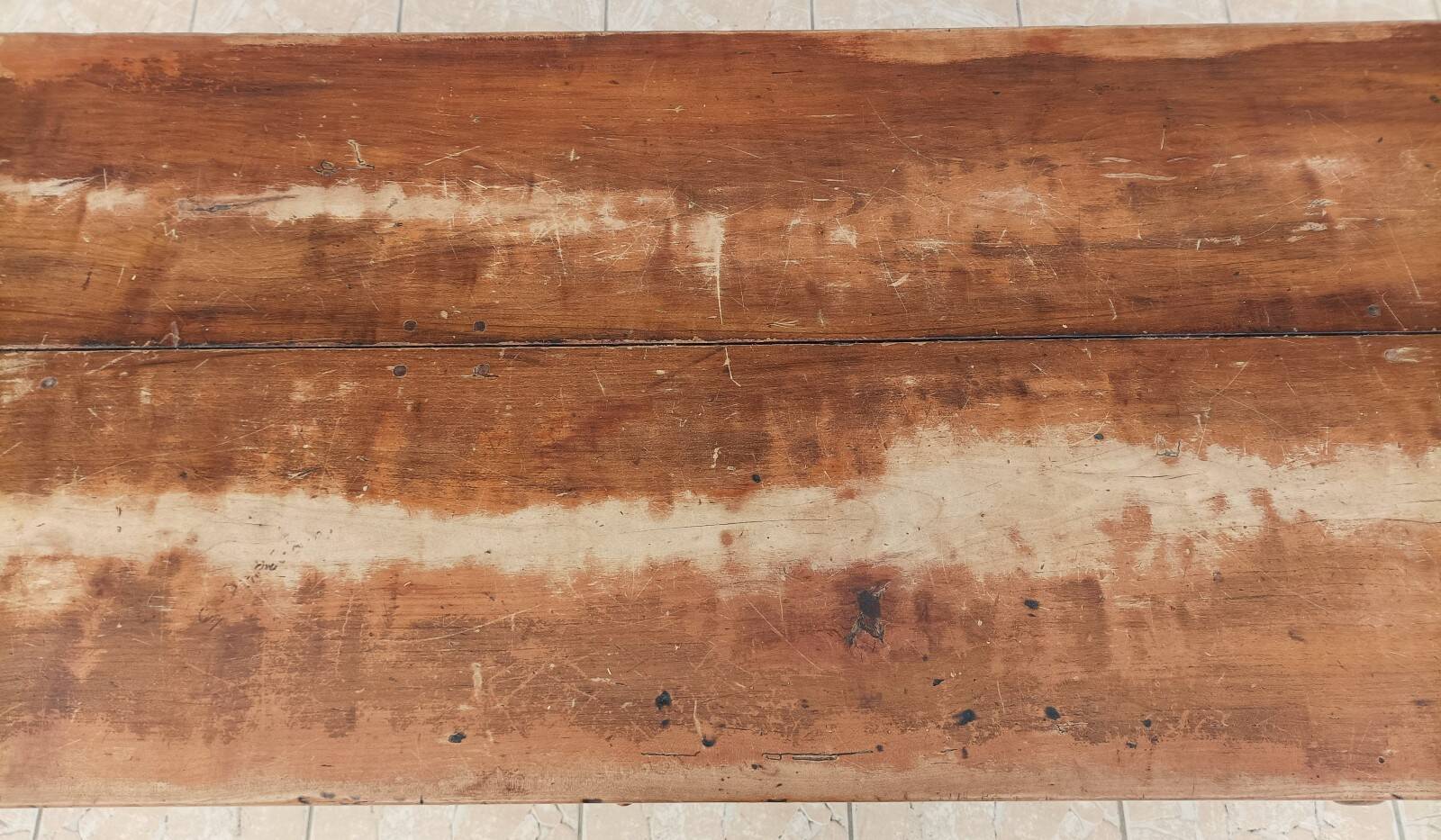 Farm table in walnut
