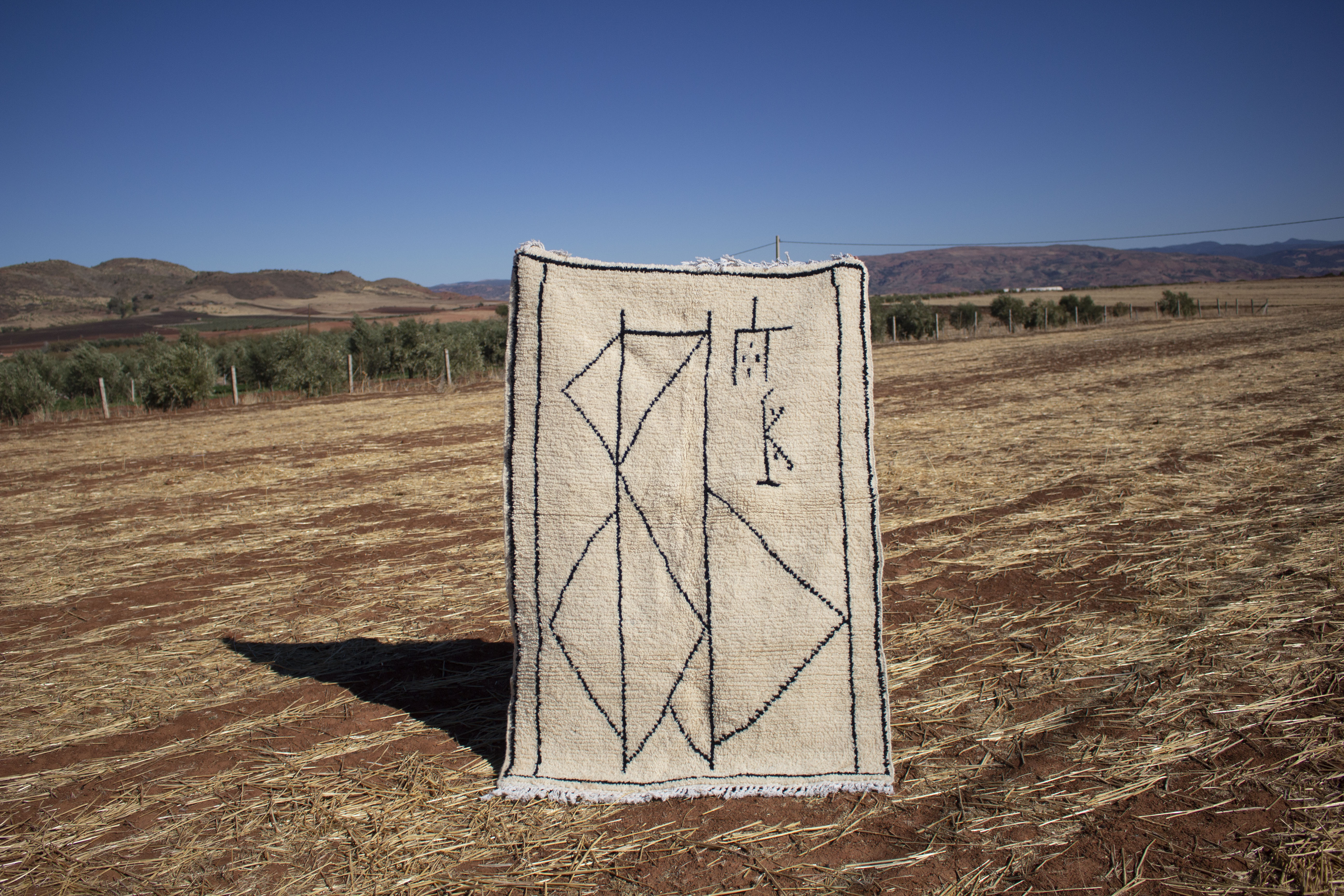 Moroccan beni ourain rug 122x183 cm