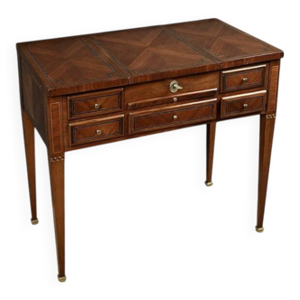 Coiffeuse en Marqueterie de Bois de Rose, style Louis XVI – 1ère partie XXe