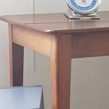 Rectangular table