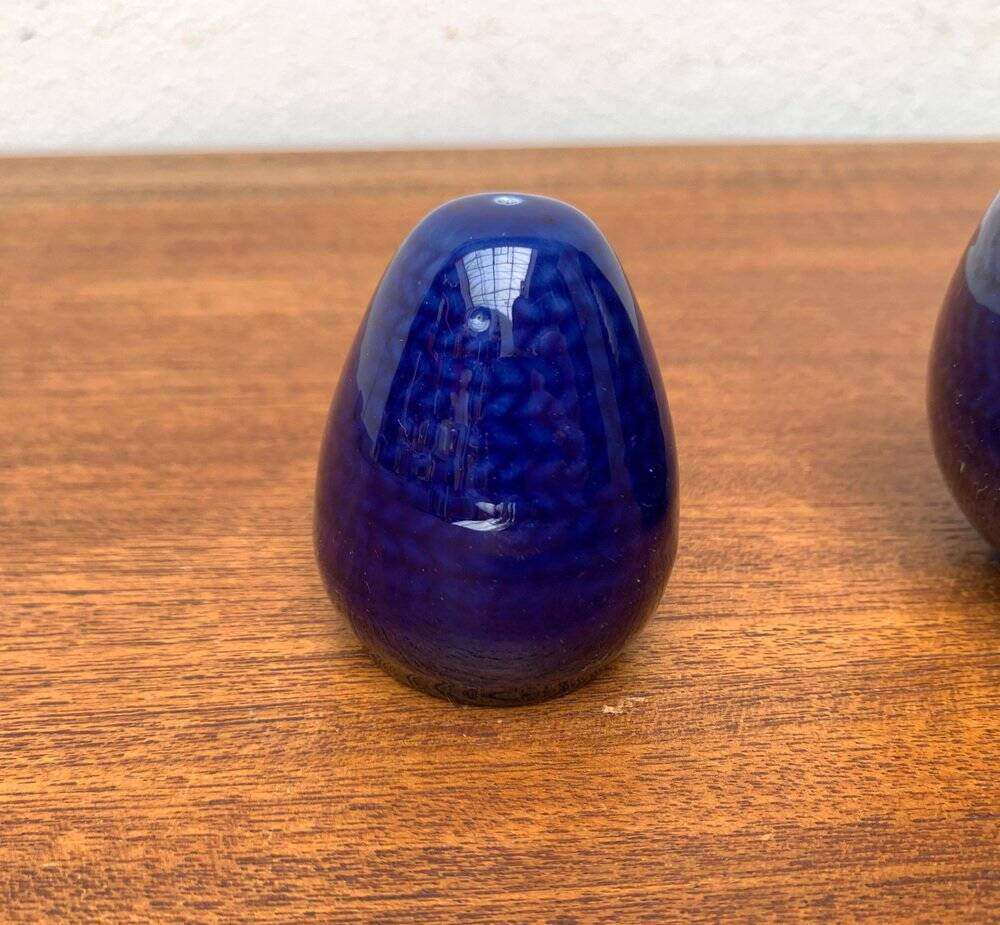 Swedish Salier Mid-Century Bla Eld, Salt Shaker, Milk Jug, Saucer and Plate by Hertha Bengtson for Rörstrand, 1960s, Set of 4