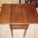 Table à volets en placage de noyer