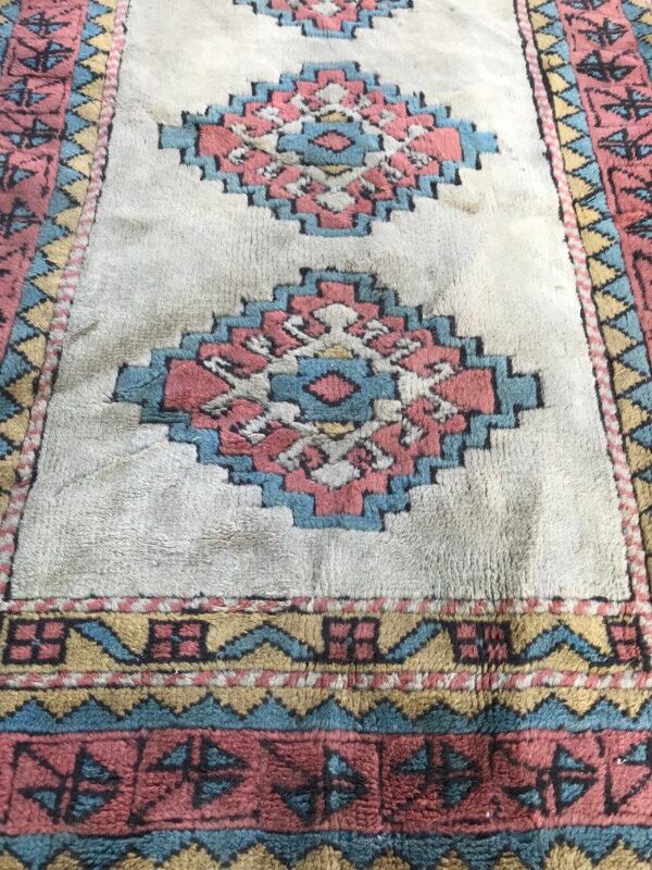 Carpet vintage turkish kars done hand 120 x 174 cm