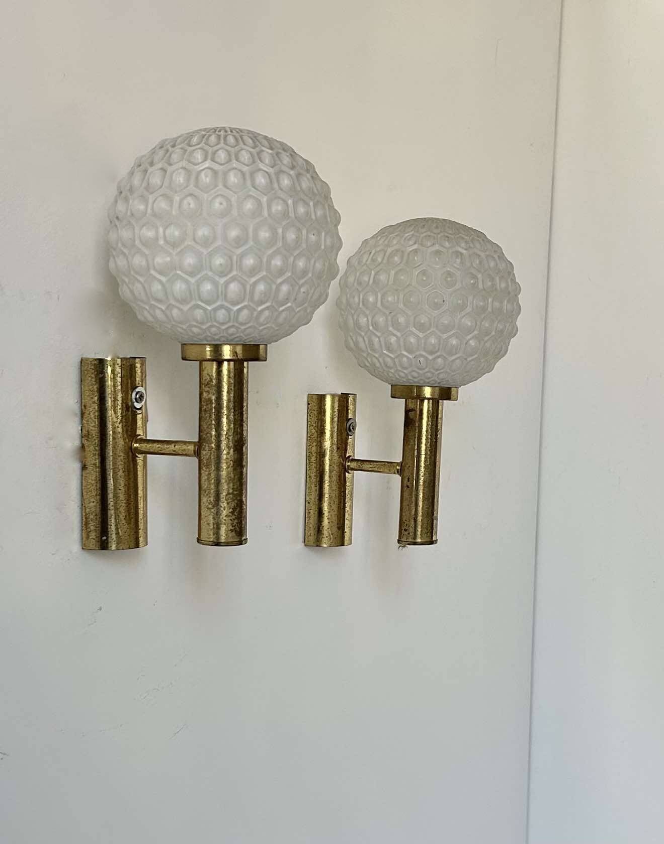 Vintage wall lamp, brass and opaline, Germany 1960