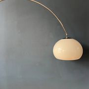 Vintage Guzzini Space Age arc floor lamp with white mushroom shade and marble base