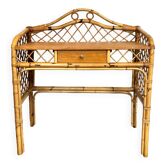 Rattan hairdresser