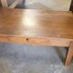 Table basse de ferme en chêne , un tiroir 1950 -1m