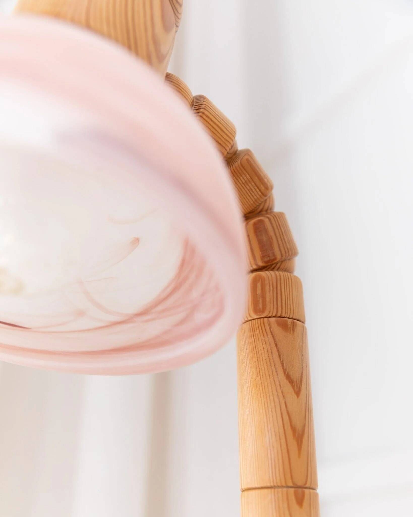Solbackens Svarveri Pine Wood Table Lamp with Pink Ice Glass Shade – Mid Century 1960s