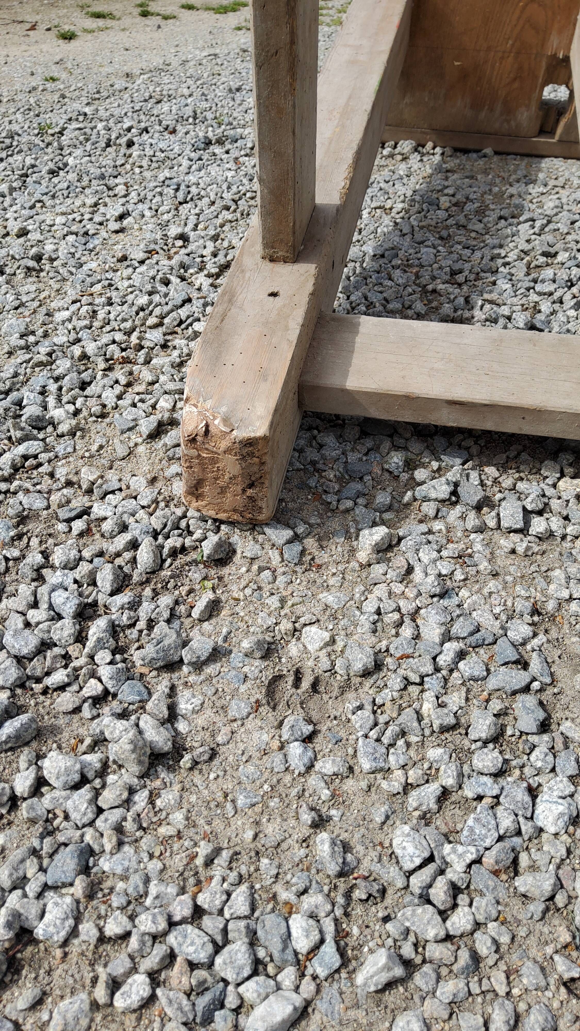 Old wooden workbench 126cm