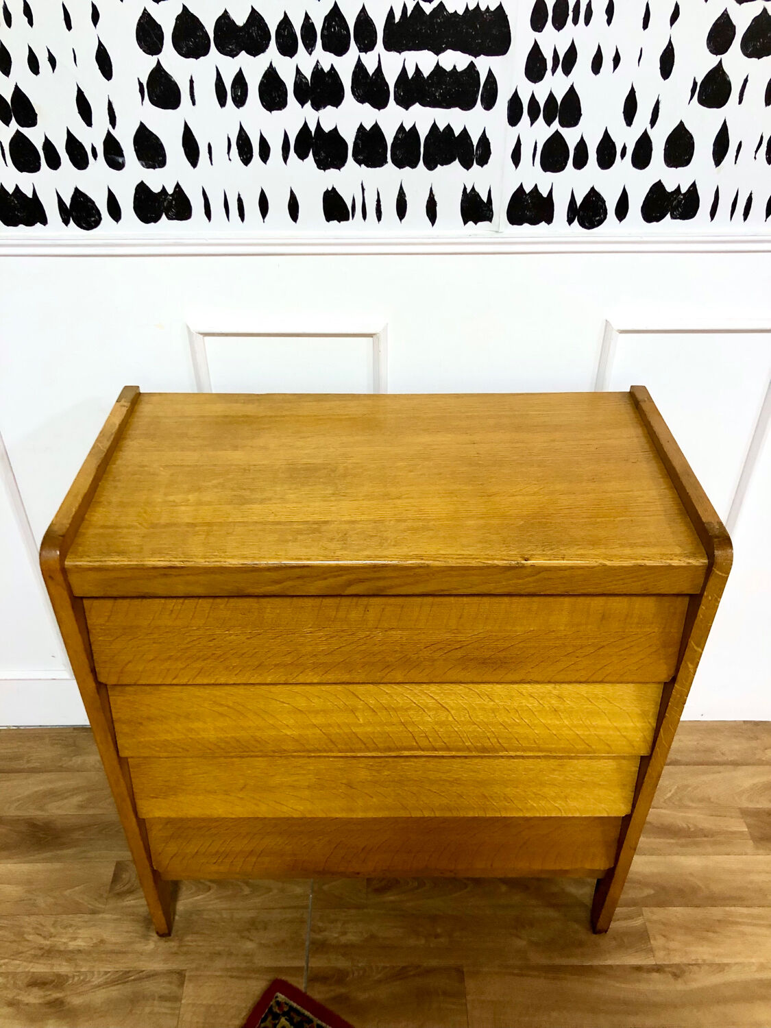 Vintage Scandinavian chest of drawers