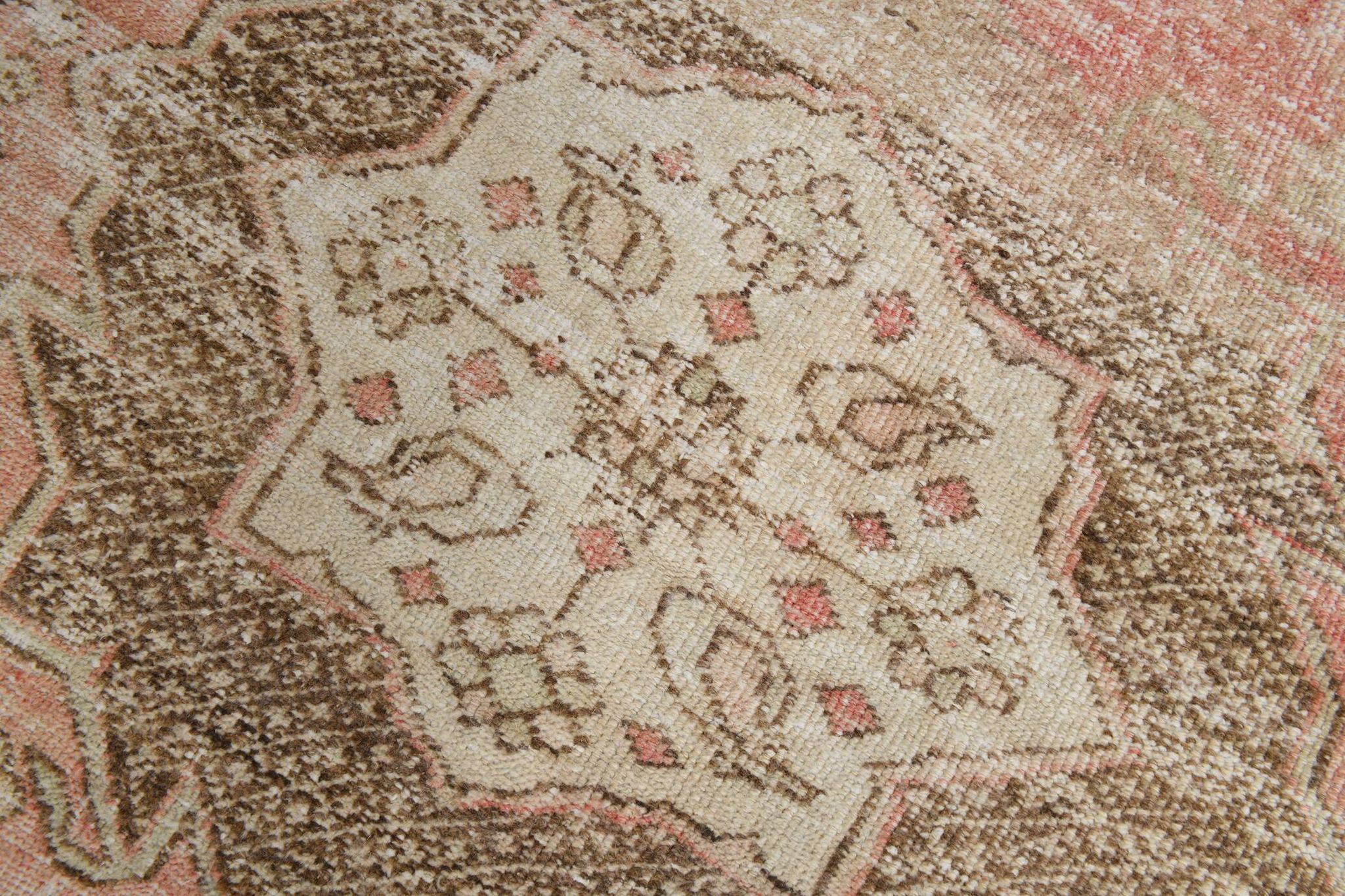 Pale Red & Brown Classic Persian Rug, 124x197Cm