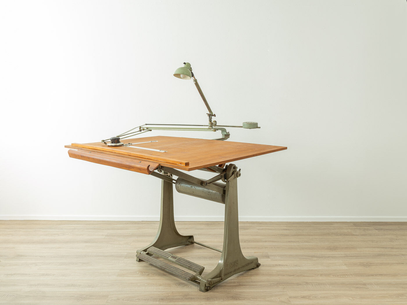 1950s architect´s table, isis
