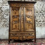 Wardrobe in walnut and burr walnut from louis xv xviii eme century