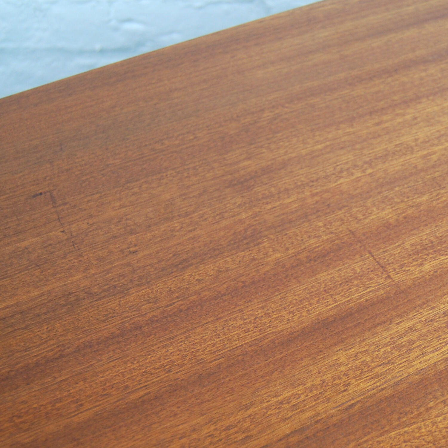Vintage Johnny desk by Pierre Guariche for Meurop 1963