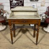 Dressing table / Toilet table