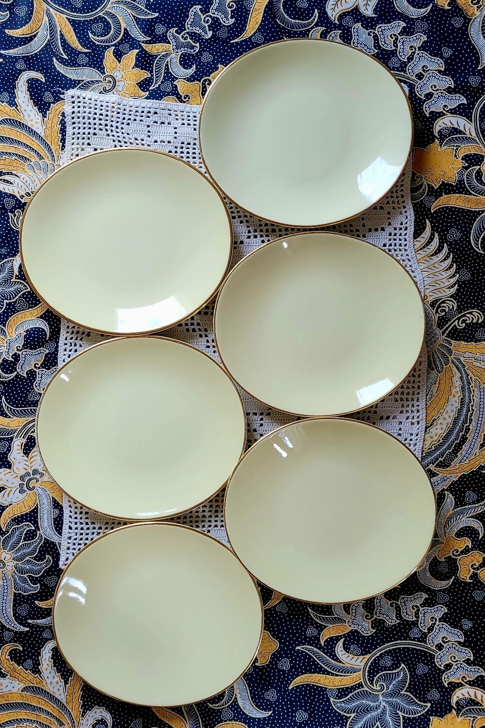 Set of 6 flat yellow plates porcelain from Salins model Tivoli