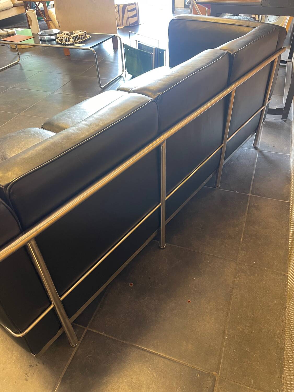 Lecorbusier LC3 sofa