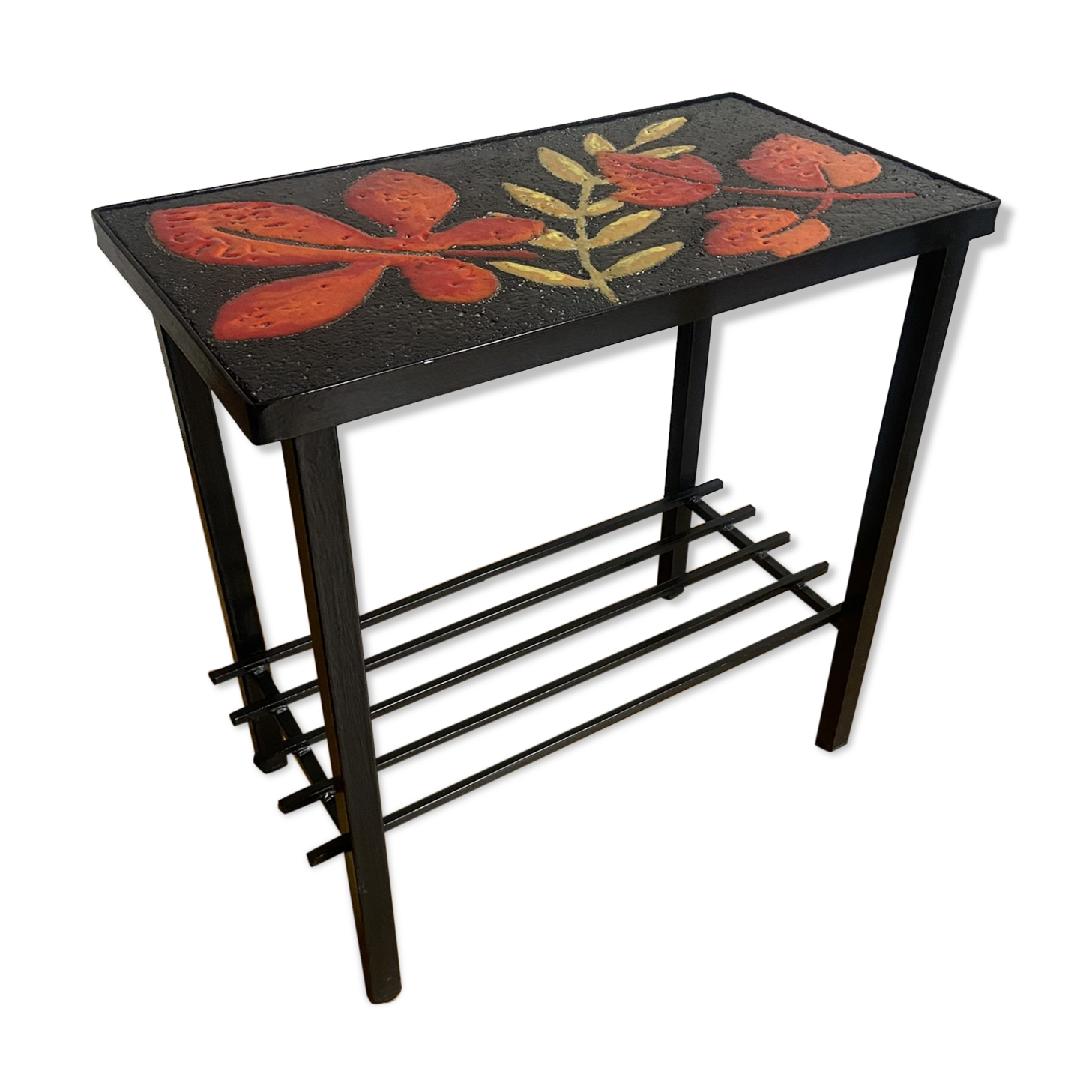 Side table or end of sofa in wrought iron and enamelled lava stone circa 1960