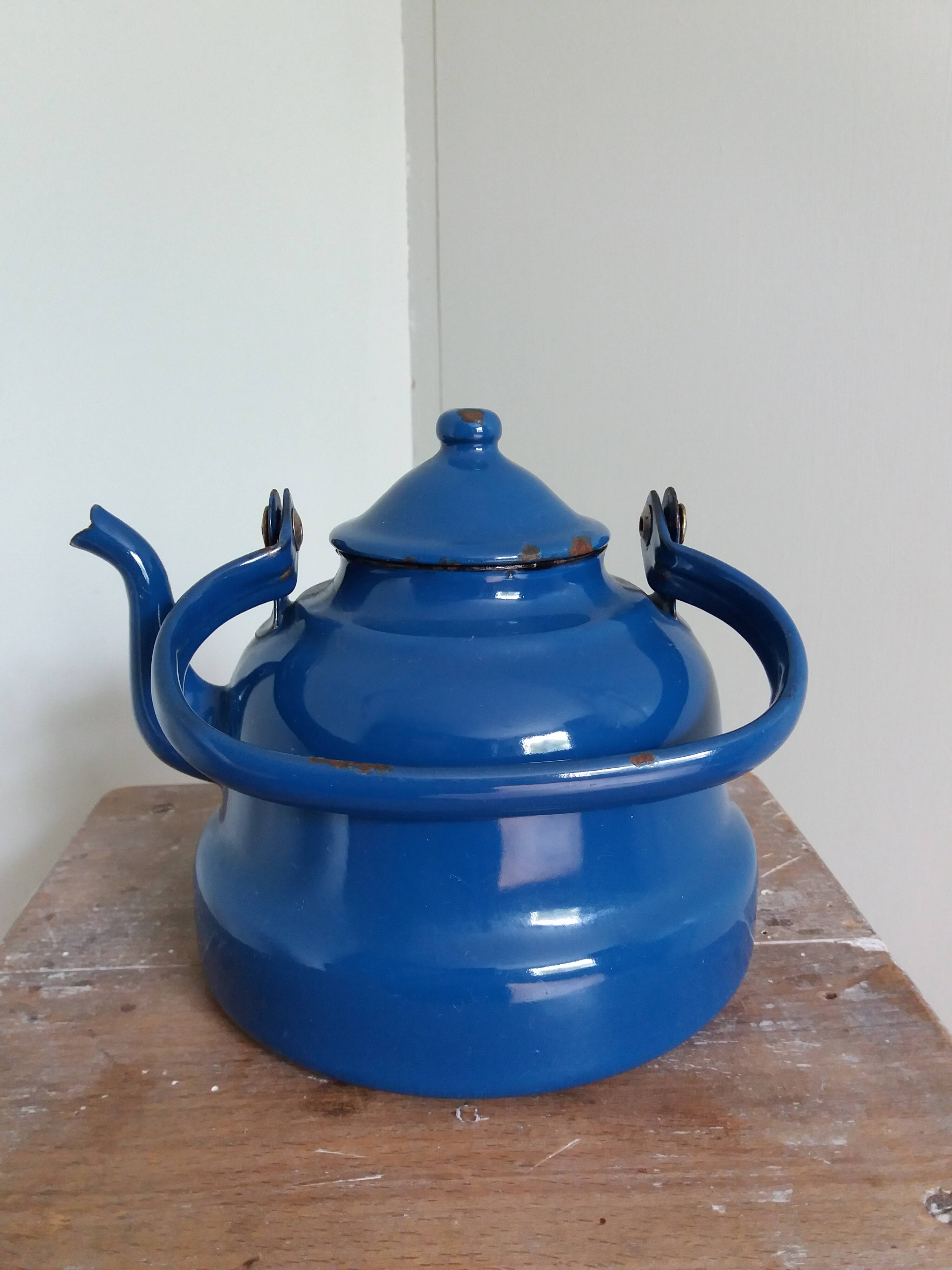 Enameled sheet coffee kettle