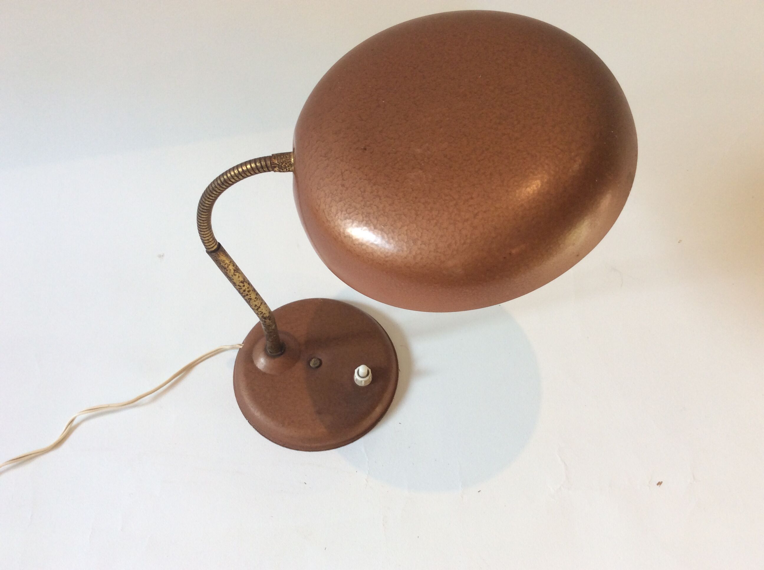 Vintage articulated lamp