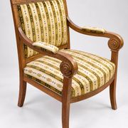 Fauteuil ancien à crosses en bois – Style Restauration