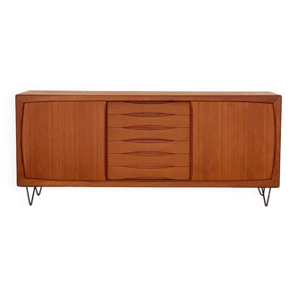 Dyrlund Scandinavian vintage sideboard