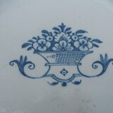 Large octagonal antique plate in Rouen faience.