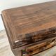 Tuscan Art Decò dressing table from the 1940s in walnut burl