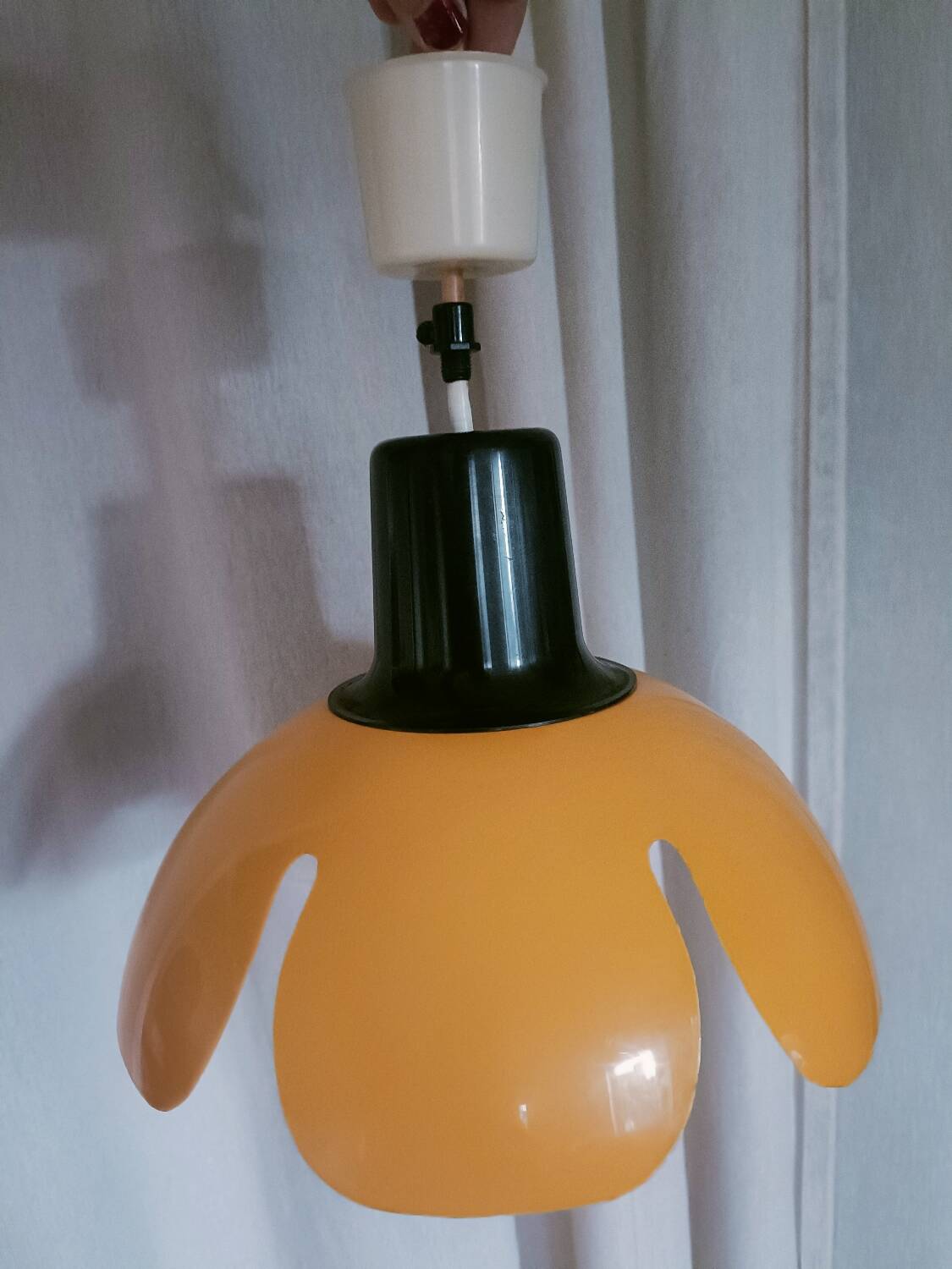 Vintage yellow flower chandelier