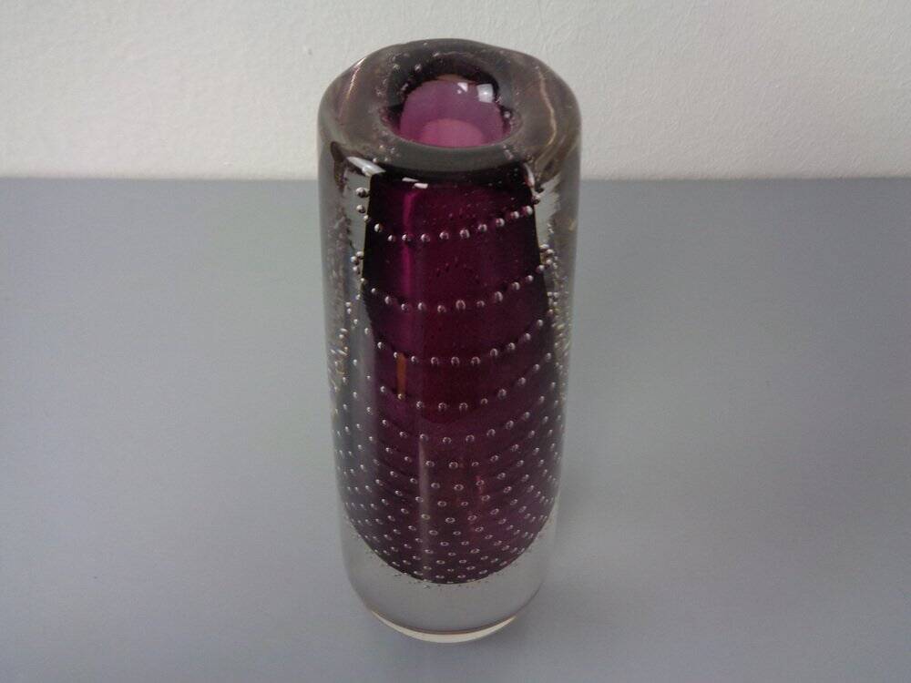 Glass vase by Gunnel Nyman for Nuutajärvi Notsjö, Finland, 1940s.