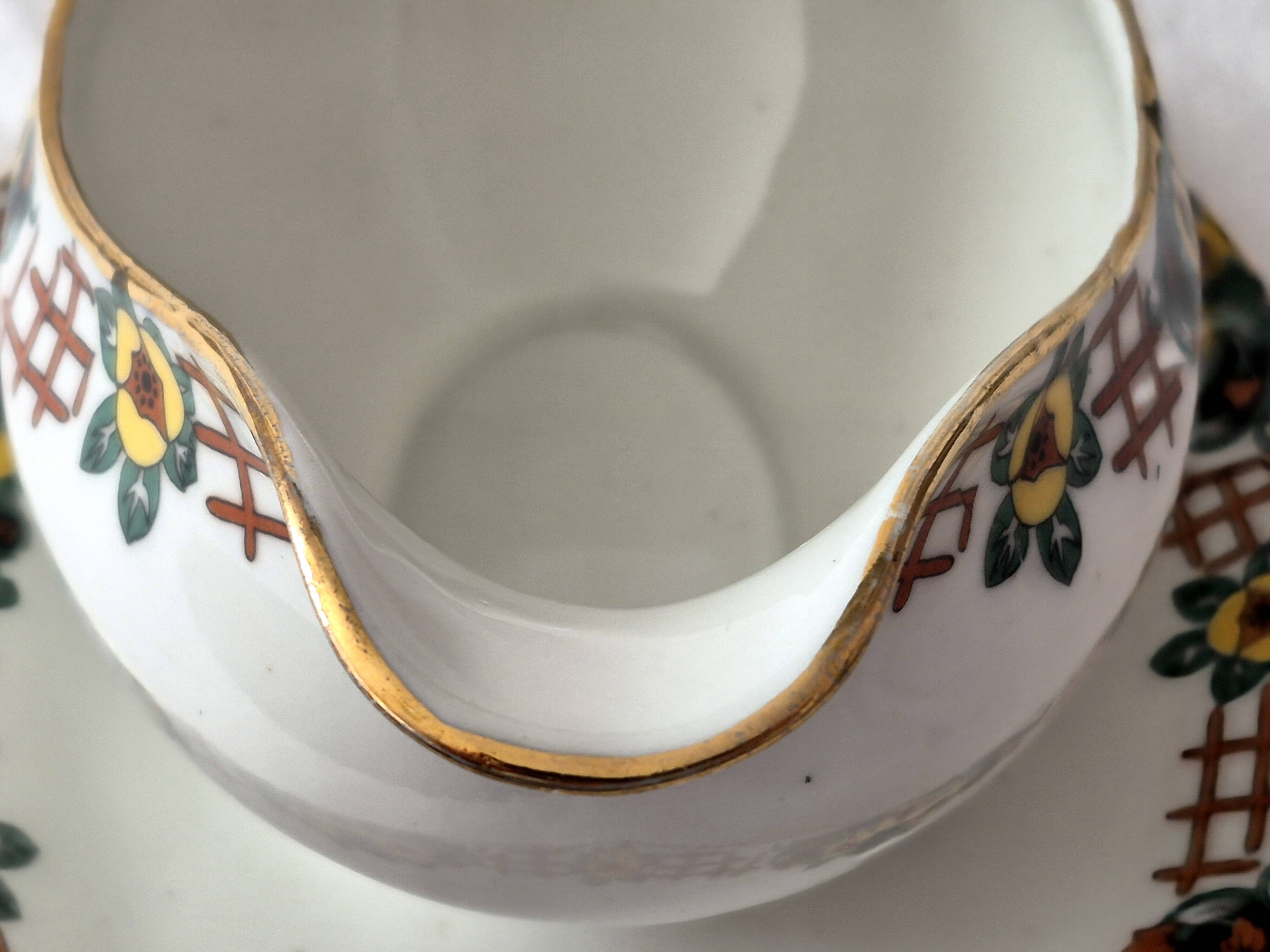 Art Deco sauce boat porcelain from Limoges, André François, A568