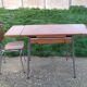 Lot  table et ses 2 chaises en formica marron Supermatic