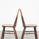 Ensemble de 8 chaises Windsor vintage en bois à dossier fuseau des années 1970